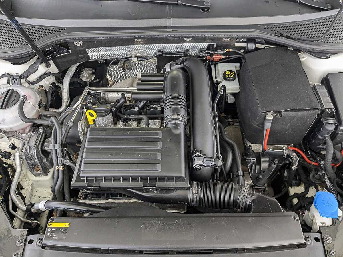 Купить Volkswagen Passat, 2017, 120 532 км.. Фото: #8