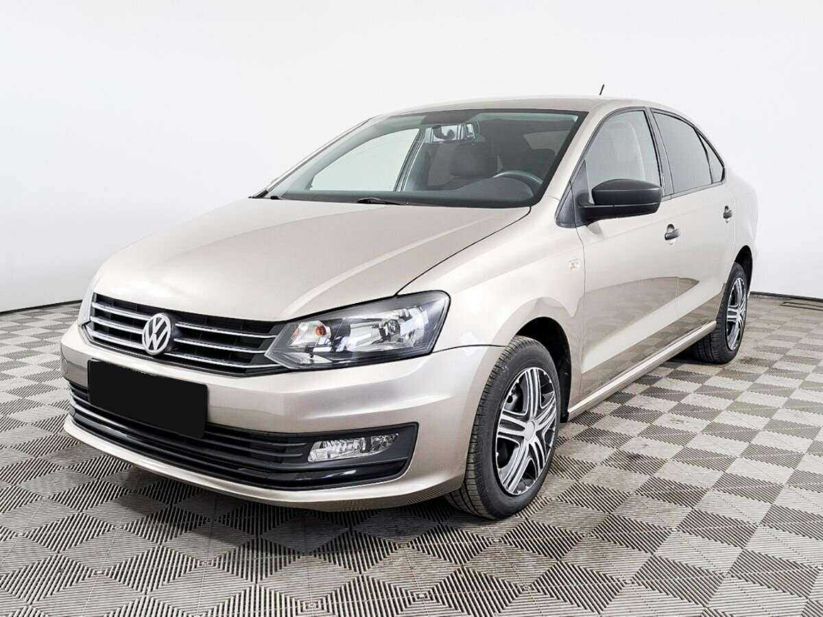 Купить Volkswagen Polo, 2018, 95 000 км.. Посмотреть фото