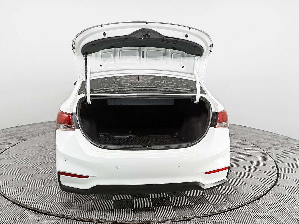 Купить Hyundai Solaris, 2017, 48 102 км.. Фото: #9