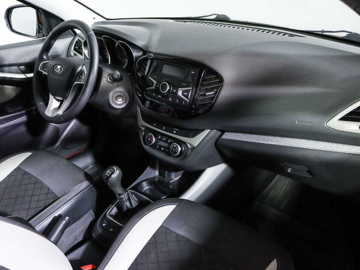 Купить Lada (ВАЗ) Vesta, 2018, 75 960 км.. Фото: #6