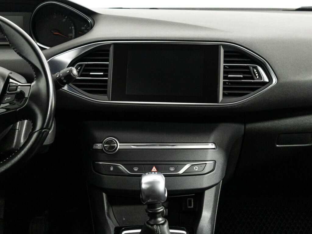 Купить Peugeot 308, 2018, 193 294 км.. Фото: #13