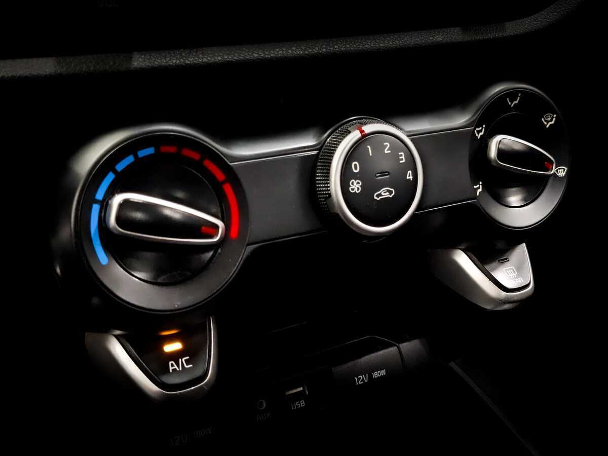 Купить Kia Rio, 2020, 192 706 км.. Фото: #23