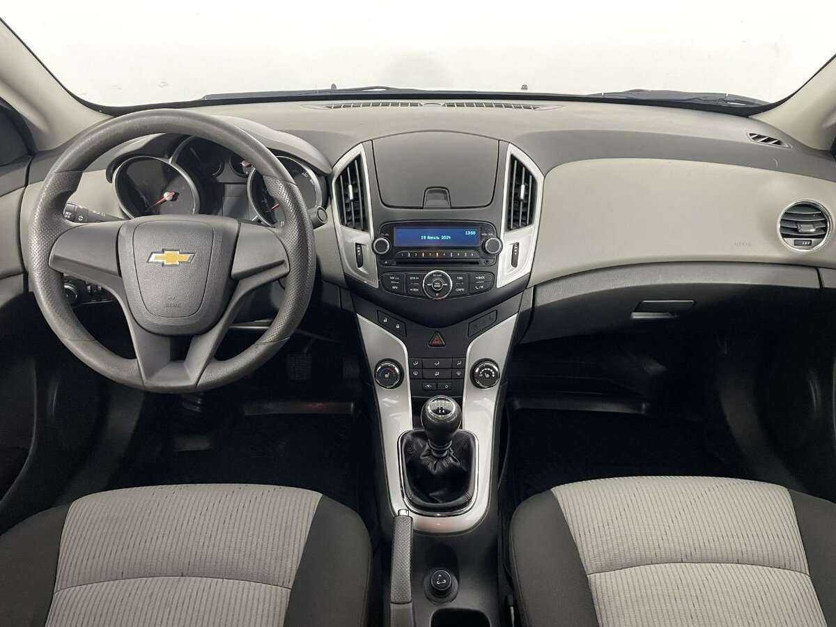 Купить Chevrolet Cruze, 2014, 140 349 км.. Фото: #6