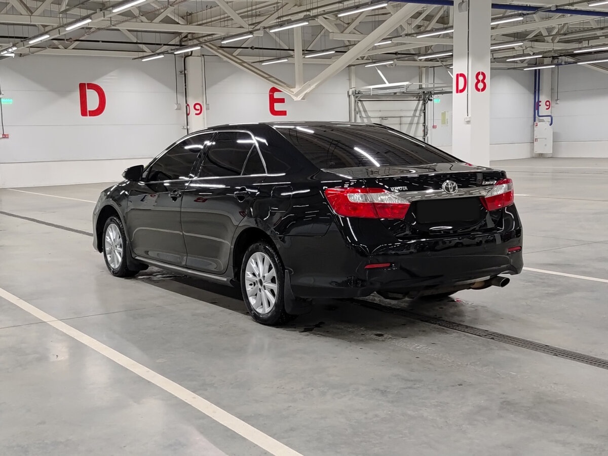 Купить Toyota Camry, 2014, 402 448 км.. Фото: #6