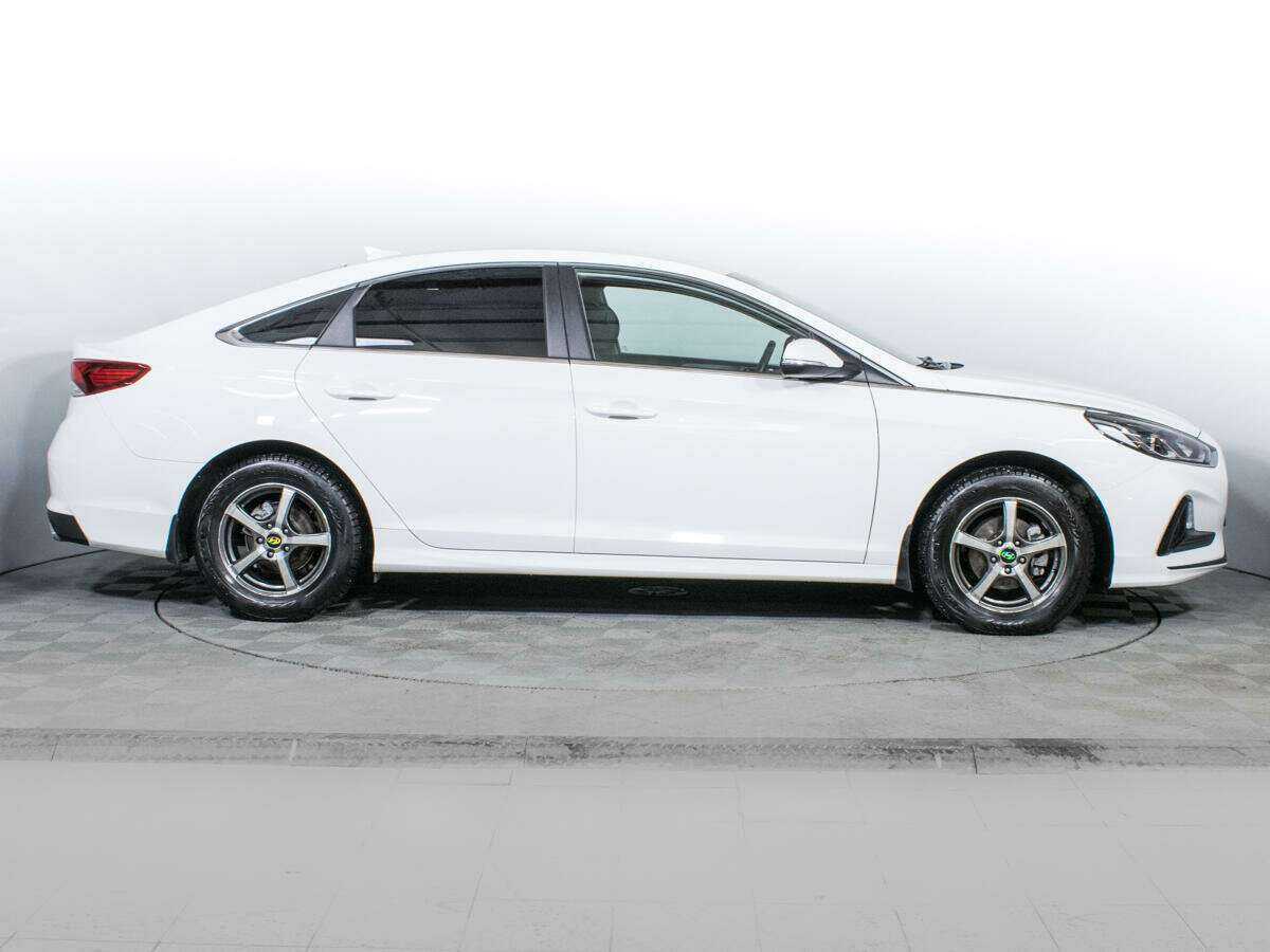 Купить Hyundai Sonata, 2019, 86 365 км.. Фото: #3