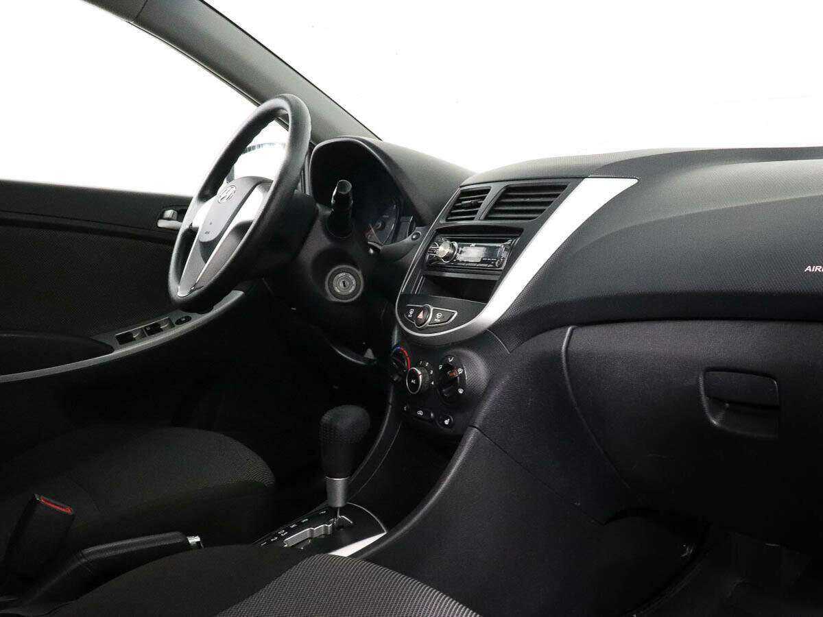 Купить Hyundai Solaris, 2012, 217 922 км.. Фото: #6