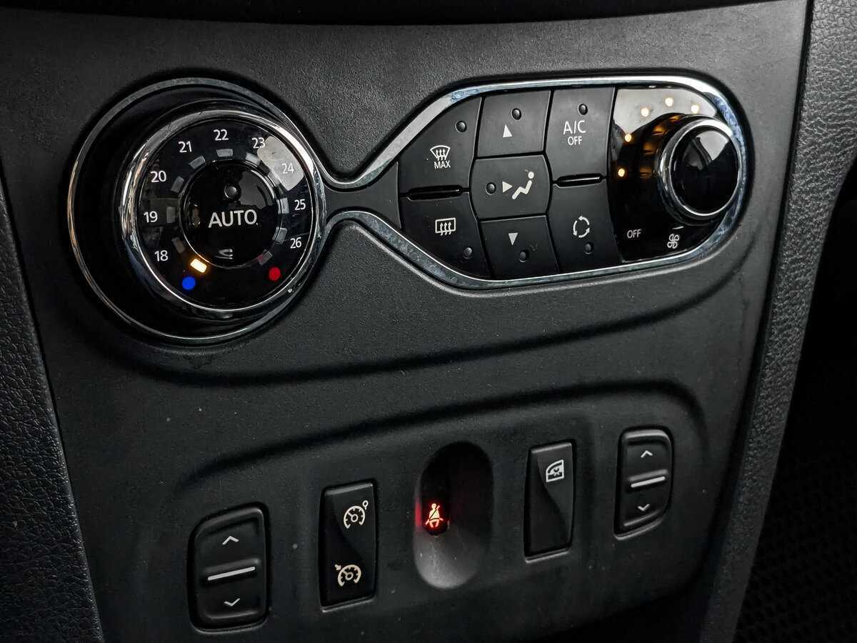 Купить Renault Logan, 2020, 153 822 км.. Фото: #16