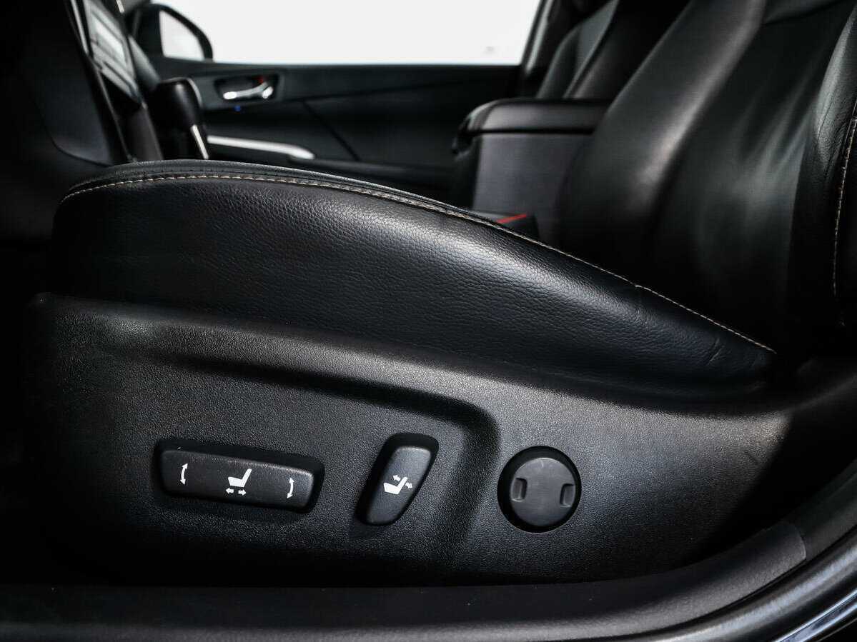 Купить Toyota Camry, 2015, 151 300 км.. Фото: #9