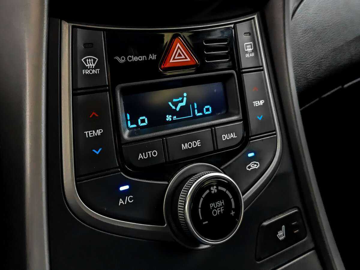 Купить Hyundai Elantra, 2014, 102 900 км.. Фото: #20