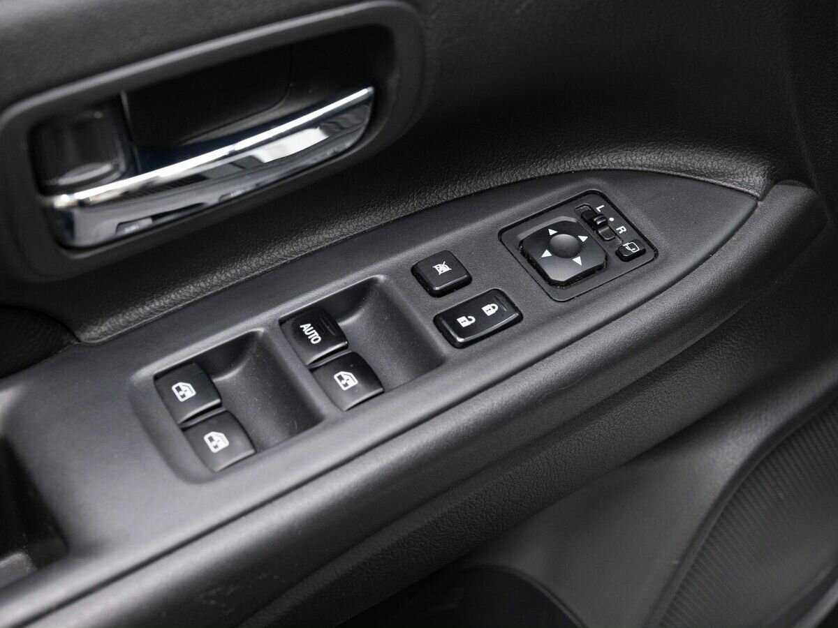 Купить Mitsubishi Outlander, 2016, 176 533 км.. Фото: #19