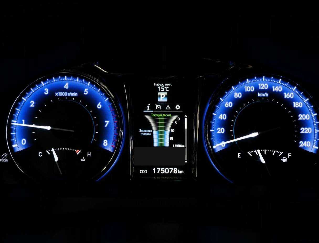 Купить Toyota Camry, 2016, 175 000 км.. Фото: #11