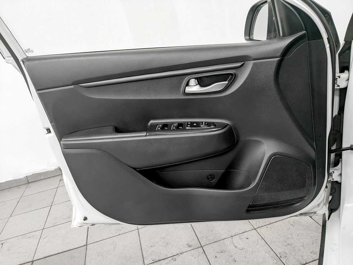 Купить Kia Rio, 2020, 194 211 км.. Фото: #18