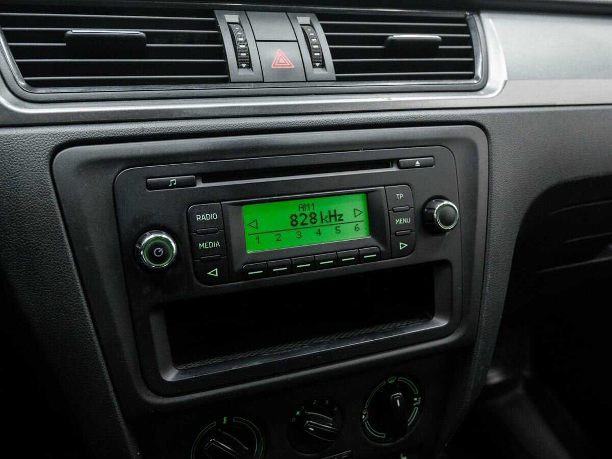 Купить Skoda Rapid, 2014, 217 363 км.. Фото: #16