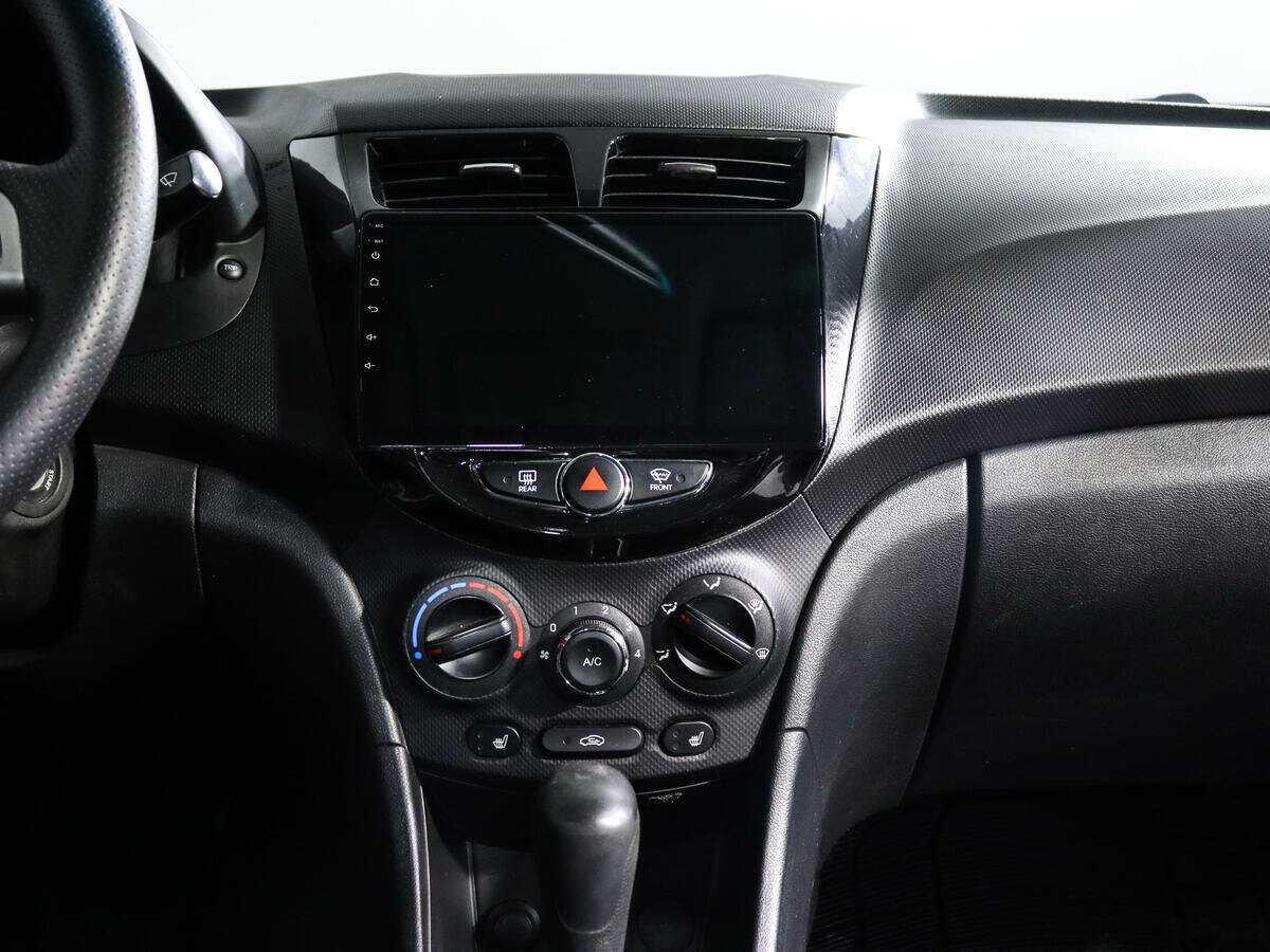 Купить Hyundai Solaris, 2012, 134 915 км.. Фото: #12