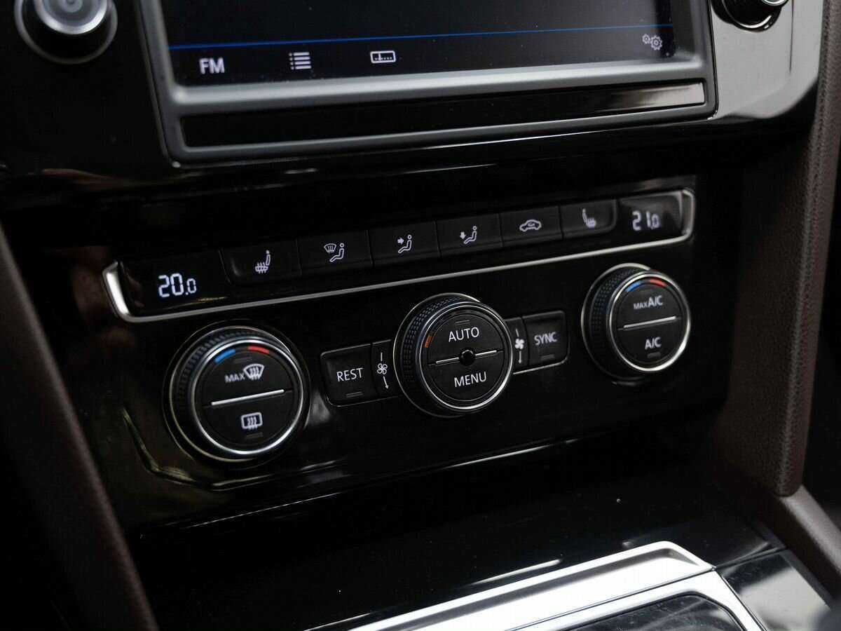 Купить Volkswagen Passat, 2016, 148 660 км.. Фото: #23