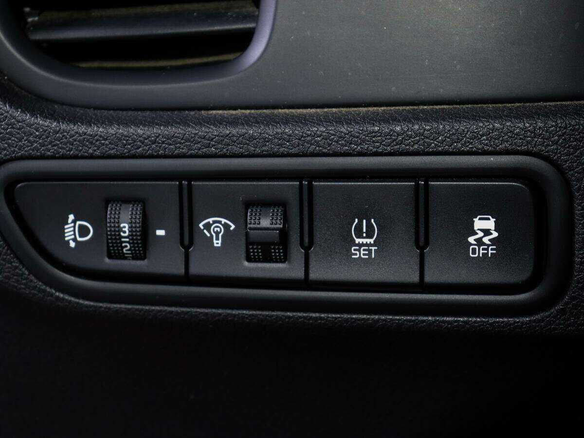 Купить Kia Rio, 2017, 54 282 км.. Фото: #13