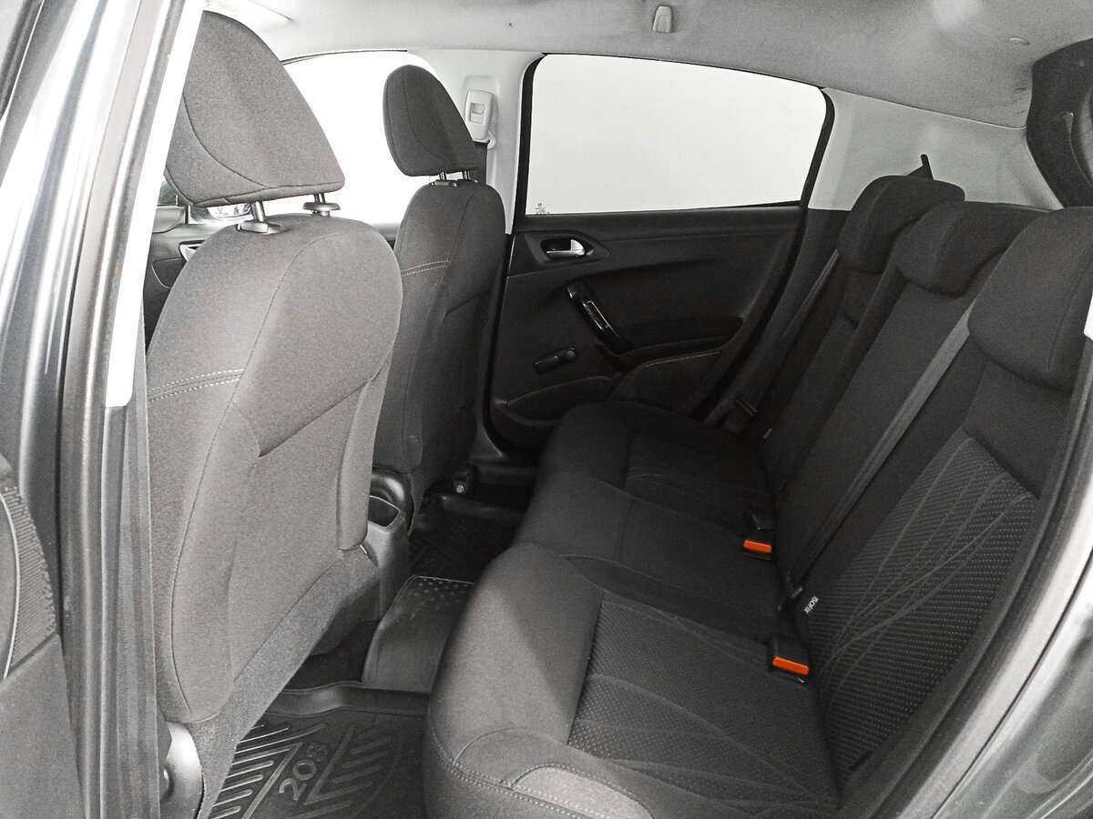 Купить Peugeot 208, 2013, 108 259 км.. Фото: #9