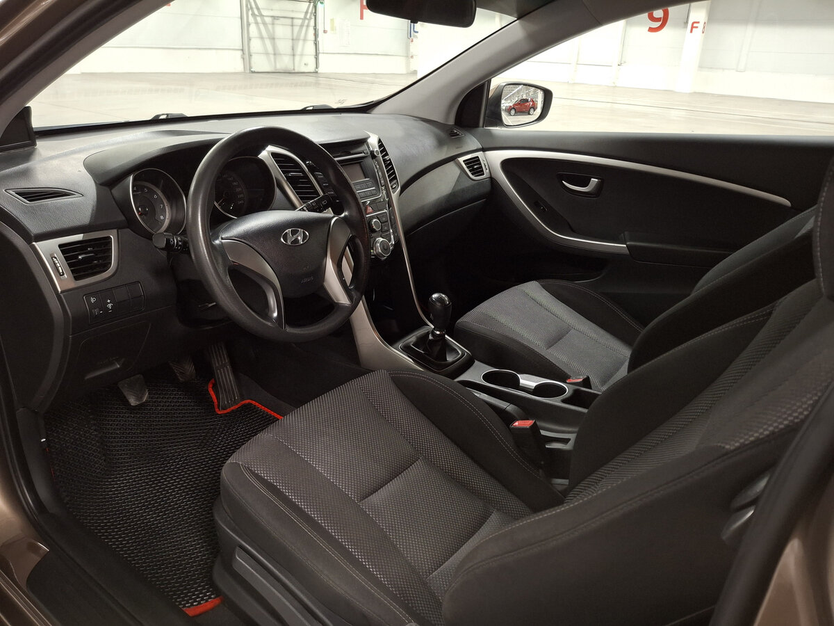 Купить Hyundai i30, 2013, 196 060 км.. Фото: #15