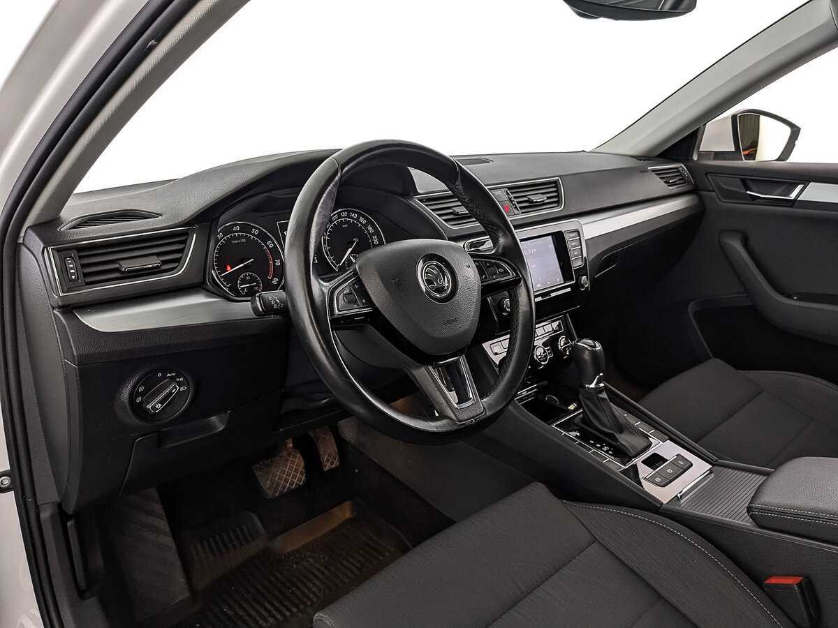Купить Skoda Superb, 2017, 119 223 км.. Фото: #15