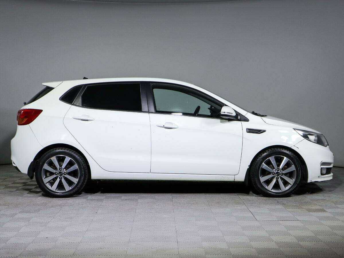Купить Kia Rio, 2016, 140 575 км.. Фото: #2