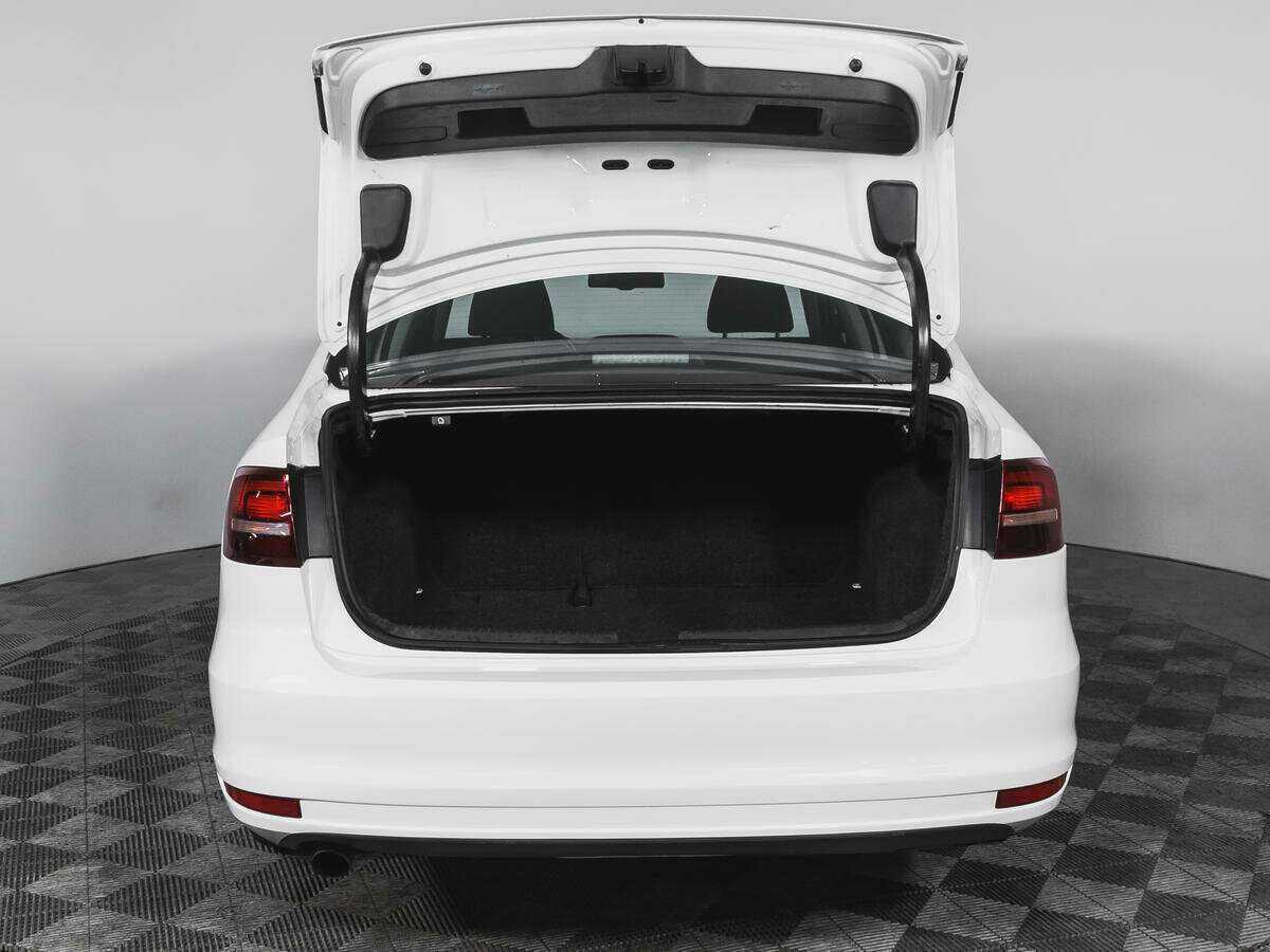 Купить Volkswagen Jetta, 2016, 130 001 км.. Фото: #16