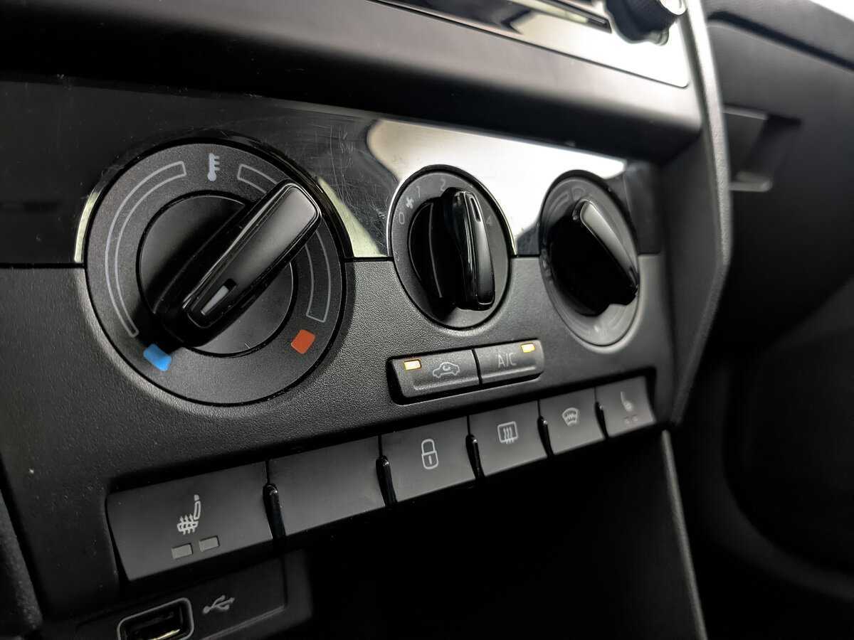 Купить Skoda Rapid, 2019, 77 688 км.. Фото: #16