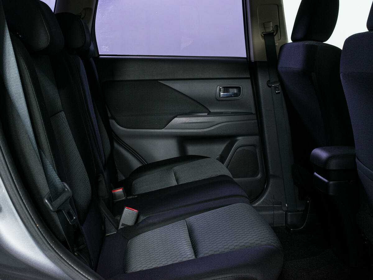 Купить Mitsubishi Outlander, 2012, 102 208 км.. Фото: #12