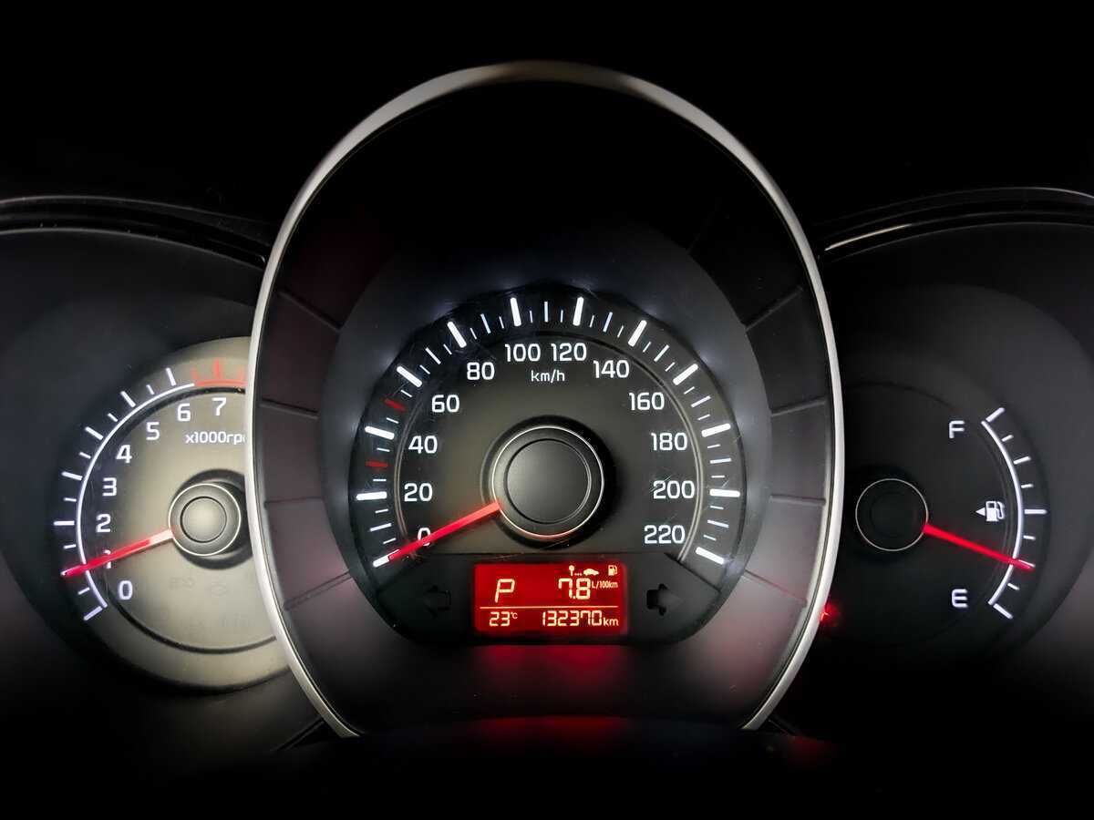 Купить Kia Rio, 2015, 132 369 км.. Фото: #10