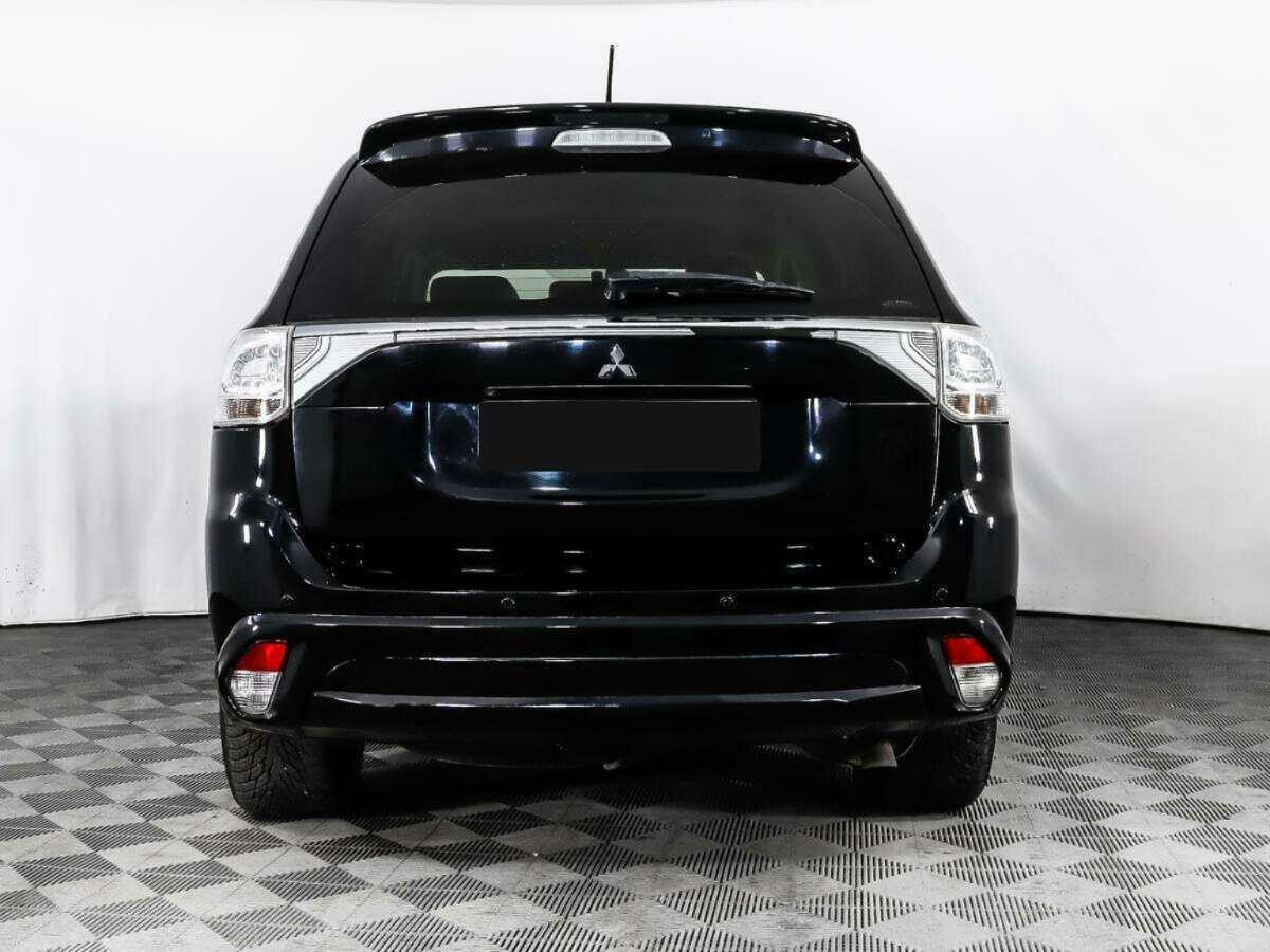 Купить Mitsubishi Outlander, 2014, 162 739 км.. Фото: #6