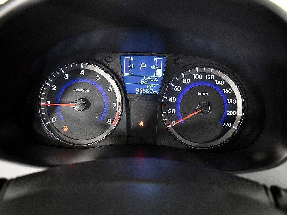 Купить Hyundai Solaris, 2014, 98 668 км.. Фото: #11