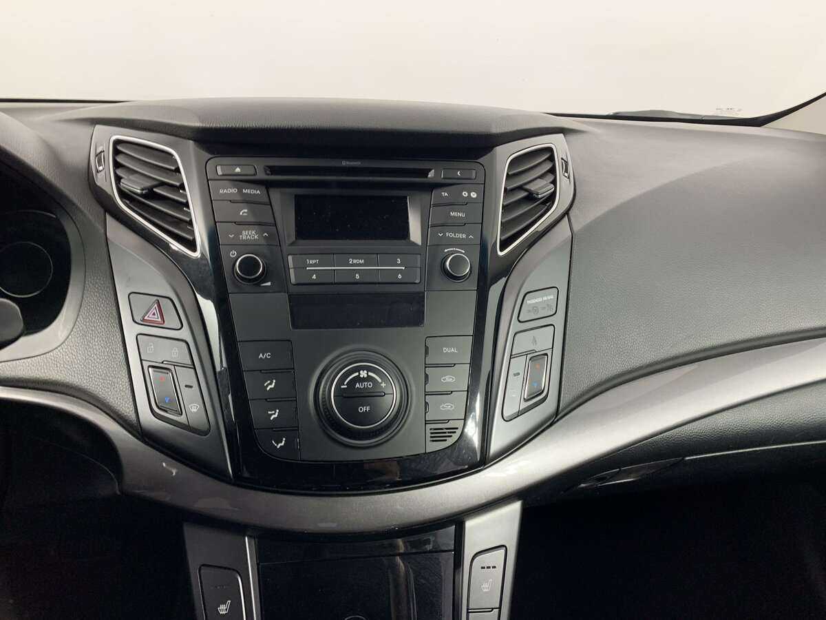 Купить Hyundai i40, 2016, 119 560 км.. Фото: #11