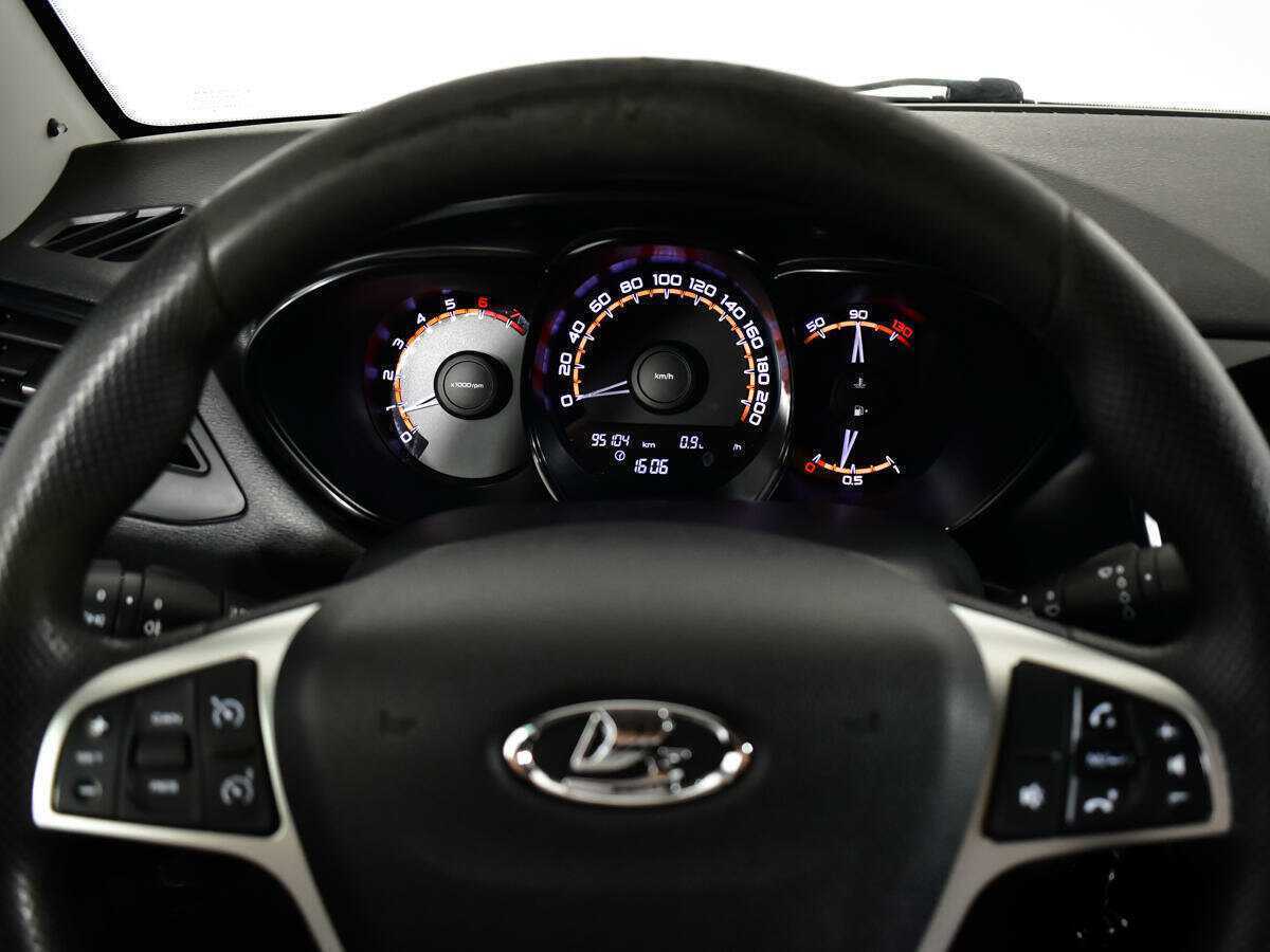 Купить Lada (ВАЗ) Vesta, 2019, 95 103 км.. Фото: #10