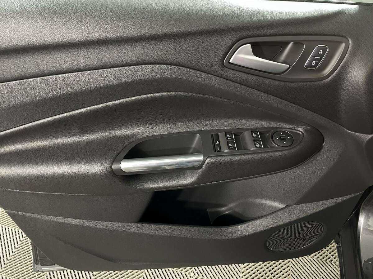 Купить Ford Kuga, 2017, 65 130 км.. Фото: #7