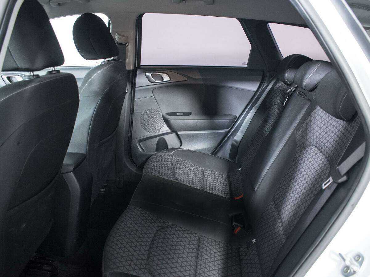 Купить Kia Ceed, 2020, 121 000 км.. Фото: #9