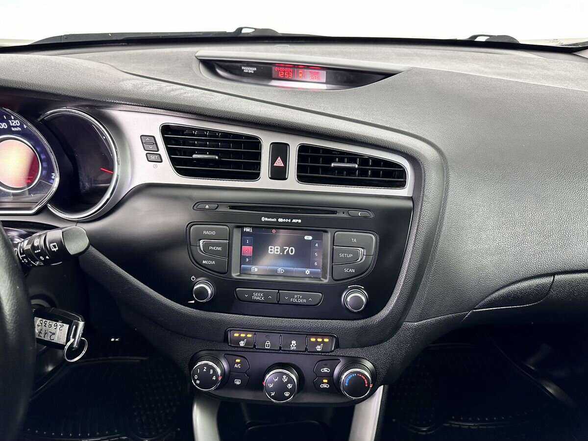Купить Kia Ceed, 2014, 75 320 км.. Фото: #13