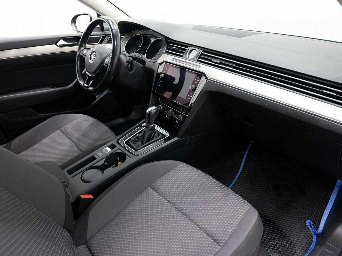 Купить Volkswagen Passat, 2017, 161 362 км.. Фото: #11