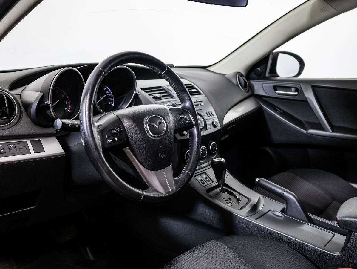 Купить Mazda 3, 2012, 231 590 км.. Фото: #10