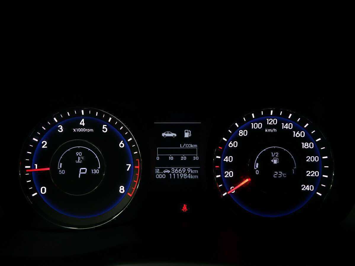 Купить Hyundai i40, 2014, 111 000 км.. Фото: #17