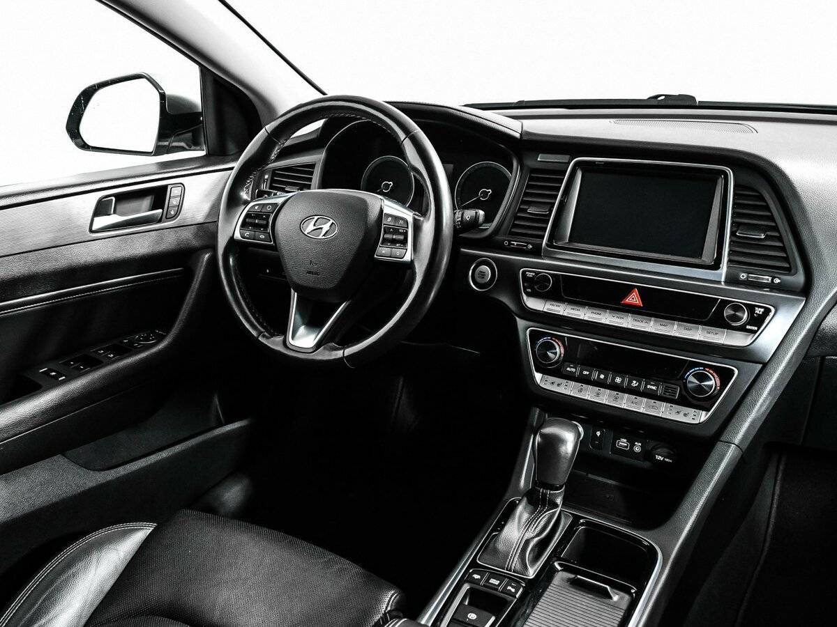 Купить Hyundai Sonata, 2017, 116 788 км.. Фото: #8