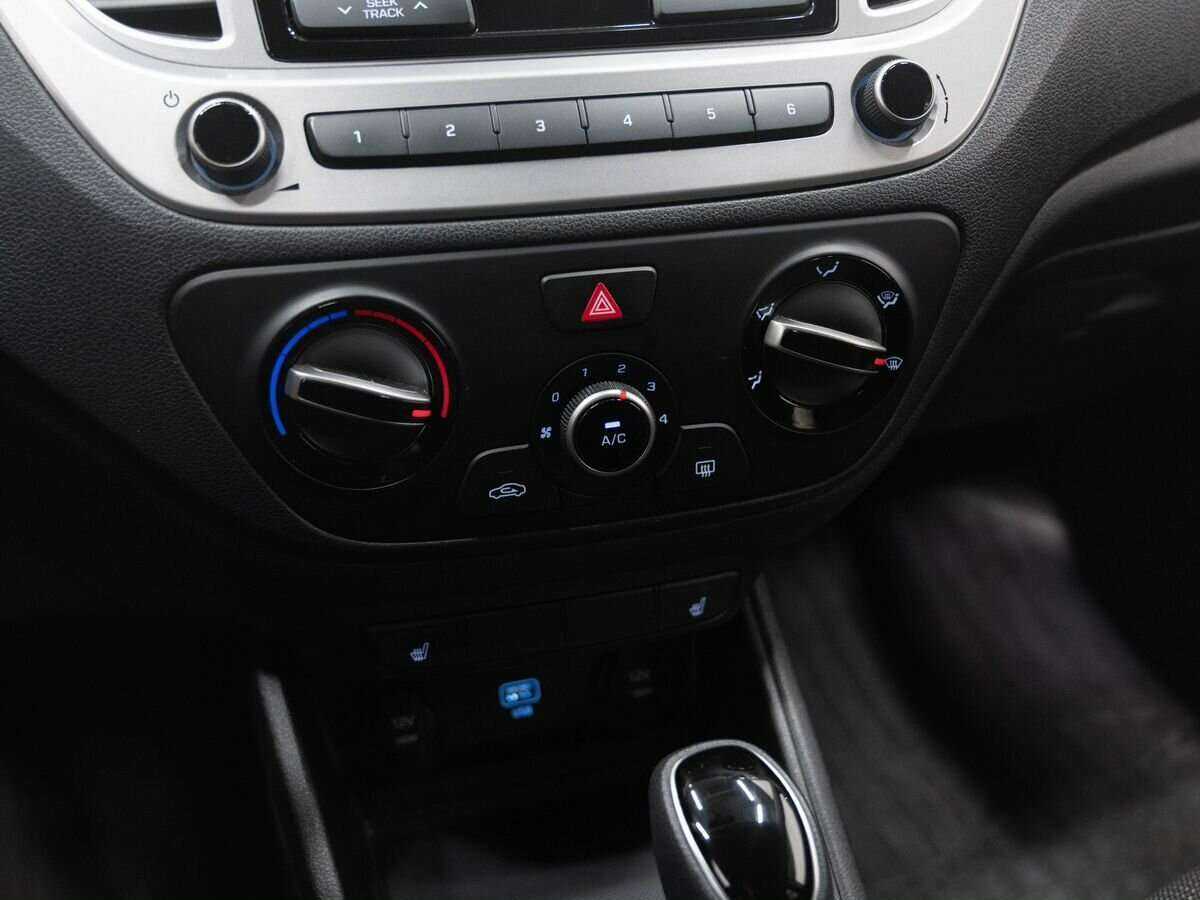 Купить Hyundai Solaris, 2019, 80 311 км.. Фото: #14