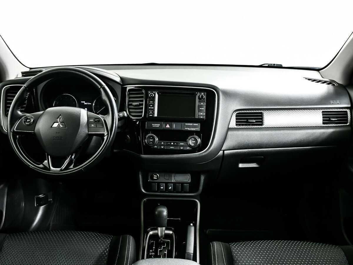 Купить Mitsubishi Outlander, 2017, 77 336 км.. Фото: #10