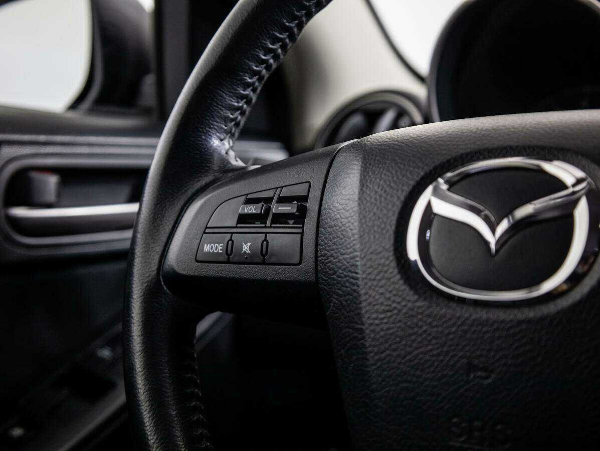 Купить Mazda 3, 2012, 231 590 км.. Фото: #14