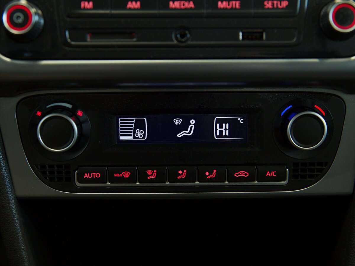 Купить Volkswagen Polo, 2016, 121 364 км.. Фото: #6