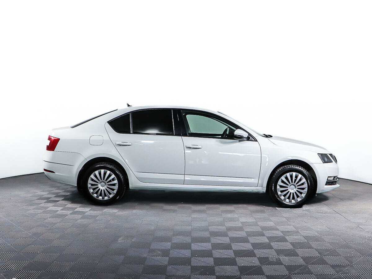Купить Skoda Octavia, 2018, 38 826 км.. Фото: #3