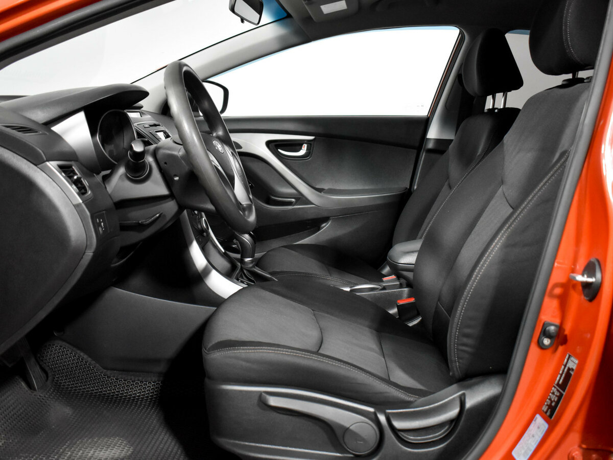 Купить Hyundai Elantra, 2015, 115 548 км.. Фото: #9