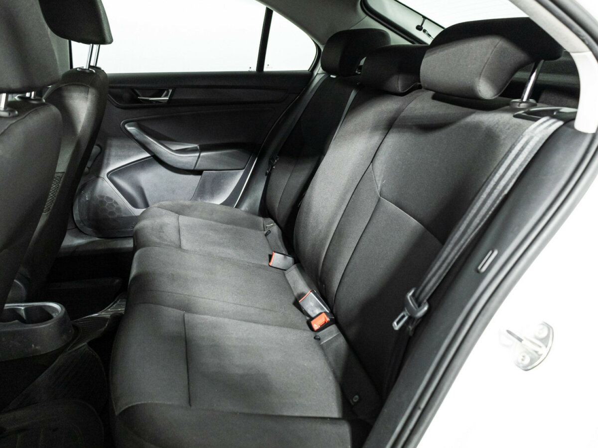 Купить Skoda Rapid, 2018, 132 675 км.. Фото: #9