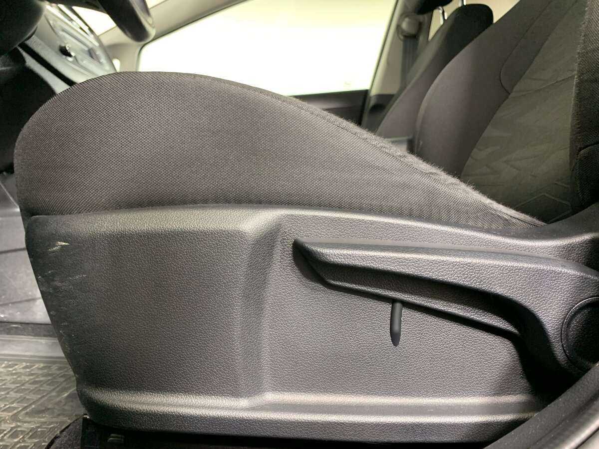 Купить Kia Ceed, 2017, 99 345 км.. Фото: #13