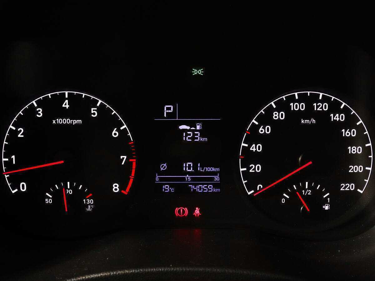 Купить Hyundai Solaris, 2017, 74 058 км.. Фото: #8