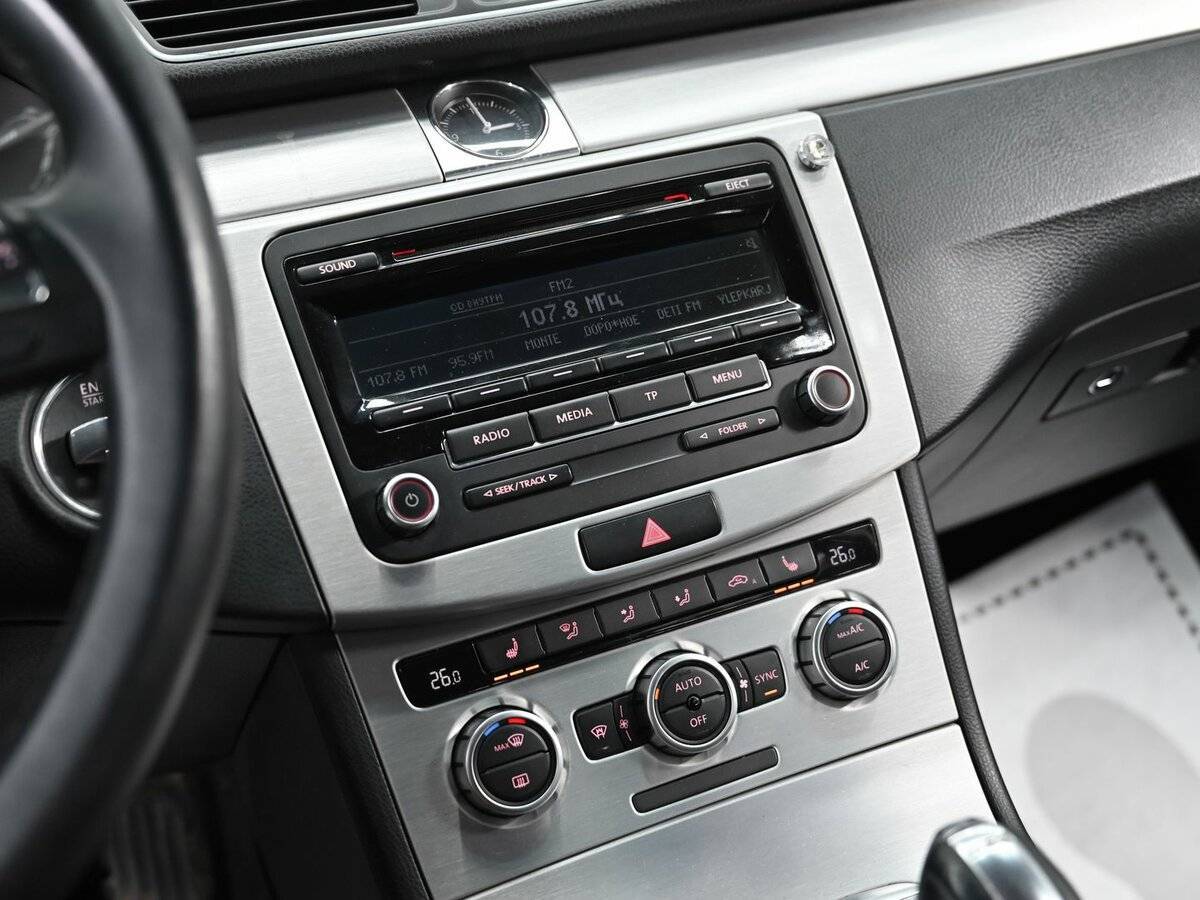 Купить Volkswagen Passat, 2012, 121 000 км.. Фото: #9