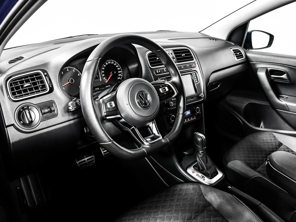 Купить Volkswagen Polo, 2018, 45 978 км.. Фото: #10